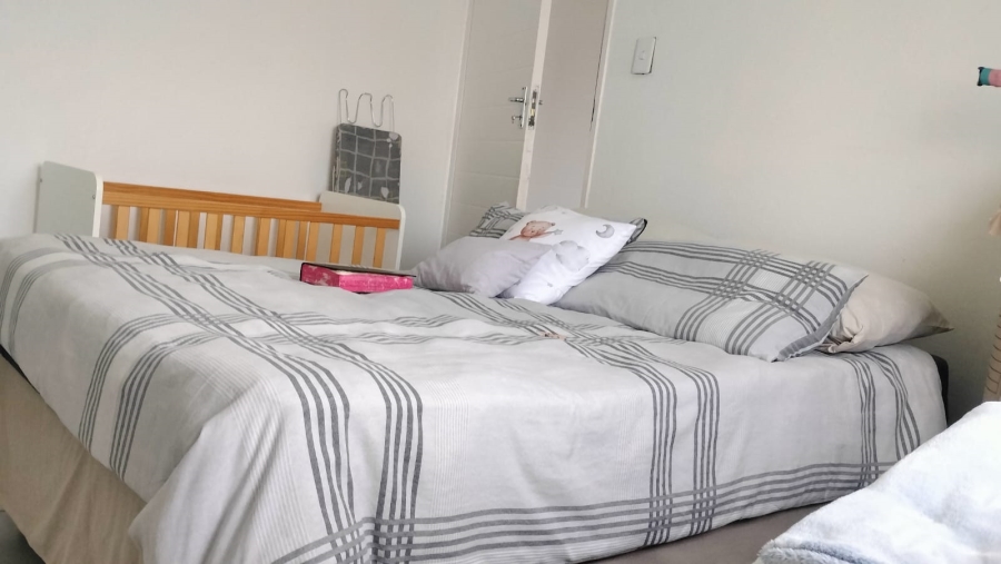 2 Bedroom Property for Sale in Selosesha Free State